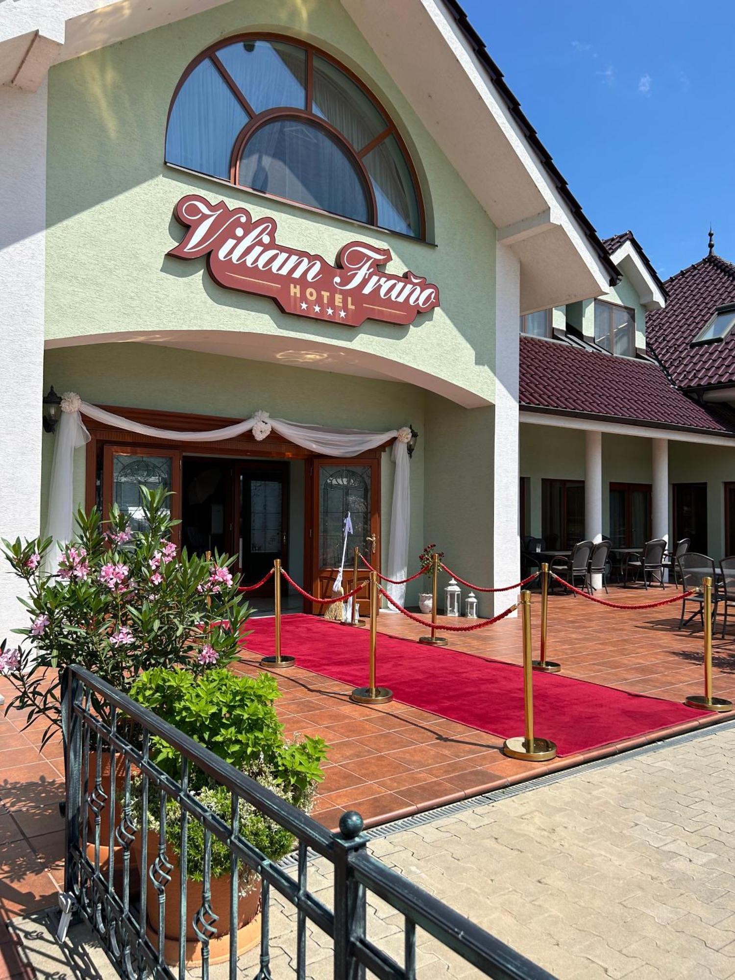 Hotel Viliam Frano Nitra Eksteriør bilde