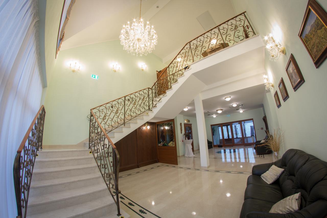 Hotel Viliam Frano Nitra Eksteriør bilde